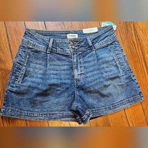 Maurices denim shorts